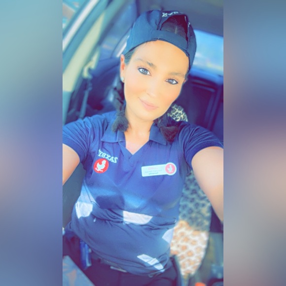 Meet your Posher, Samantha - Picture 4 of 5